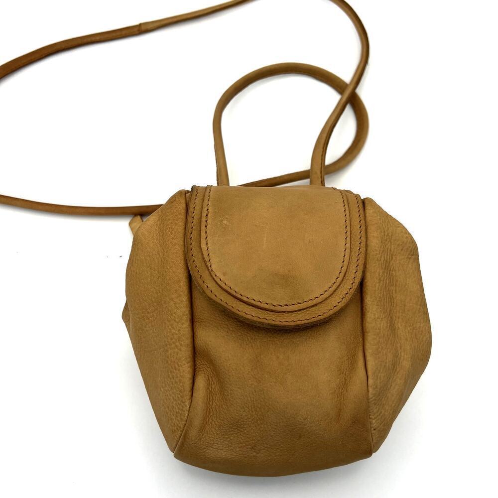 Cut n Paste Los Angeles Tan Leather Crossbody Bag Purse Satchel Flap Snap Zip
